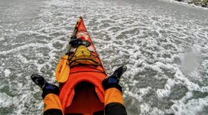 Kajakroer iført tørdragt